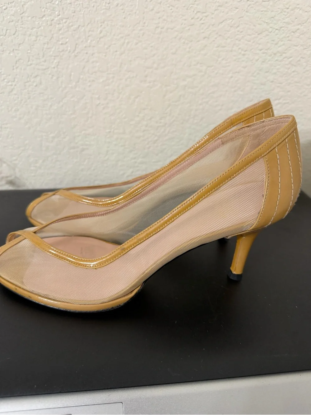 Stuart Weitzman meshin adobe aniline shoes size 8